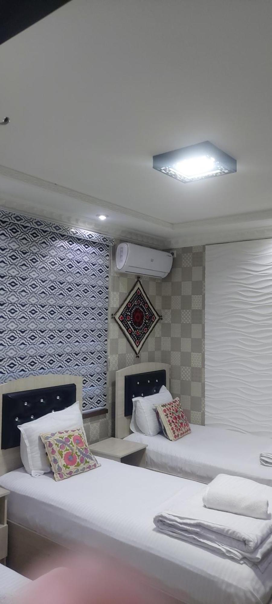 Hotelvazira Самарканд Стая снимка